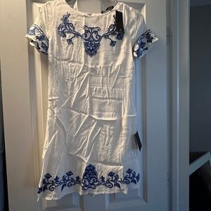 XS Lulu’s dress